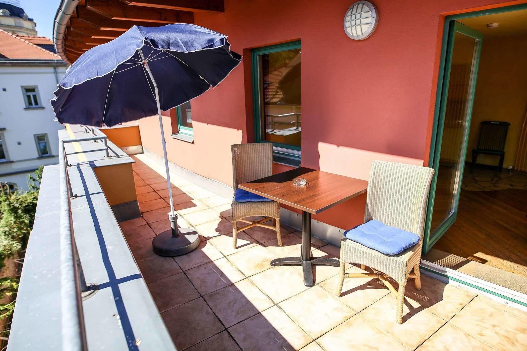 Backstage Hotel Dresden Exterior photo